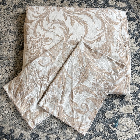 BETWEEN THE SHEETS Italy 100% Giza Egyptian cotton duvet and pillow shams